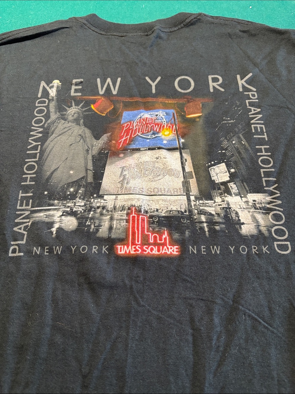 VTG Planet Hollywood New York Times Square Short Sleeve Tee - Black , XL , $19